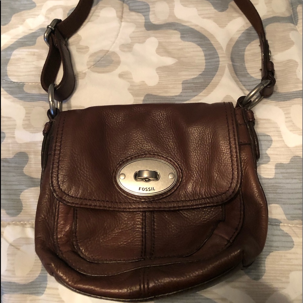 Fossil purse